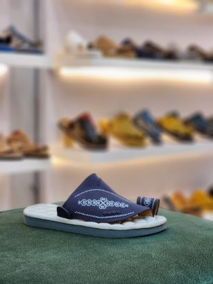 صورة زبيري وطني مطرز مديل م20